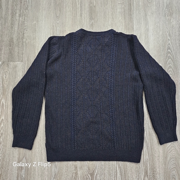 Inis Meain Cashmere Aran Sweater - Picture 5 of 9